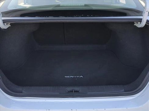 Used 2025 Nissan Sentra SV image 6