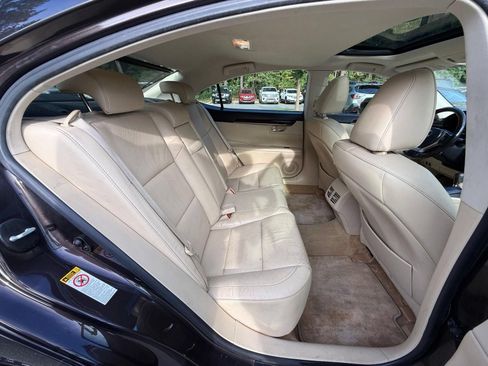 Used 2015 Lexus ES 350 w/ Luxury Package FWD image 24