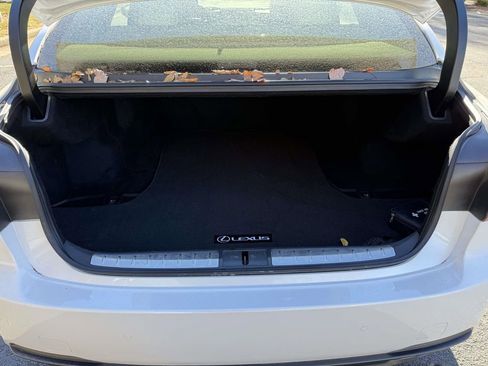 Used 2021 Lexus LS 500 AWD image 26