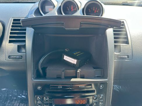 Used 2006 Nissan 350Z Touring image 41