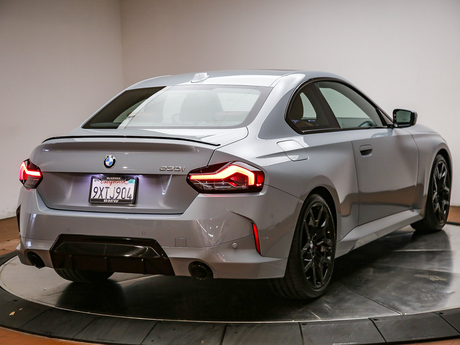 Used 2026 BMW 230i Coupe w/ Premium Package RWD image 7