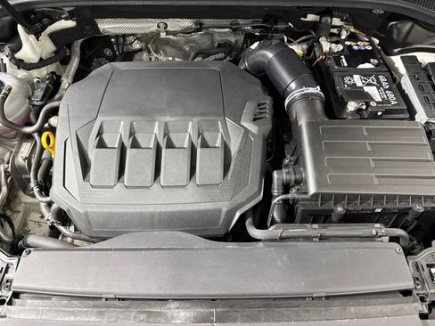 Used 2024 Audi Q3 2.0T Premium Plus w/ Premium Plus Package image 35