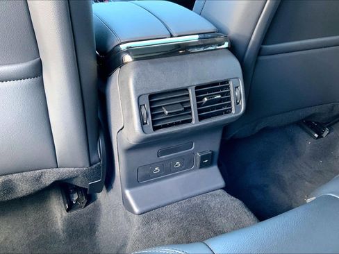 New 2026 Land Rover Range Rover Velar S image 20