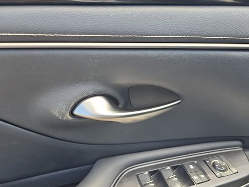 Used 2021 Lexus ES 350 w/ Accessory Package 2 FWD image 18