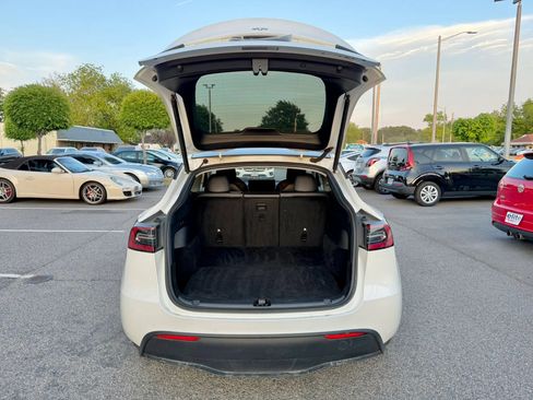 Used 2021 Tesla Model Y Long Range AWD/4WD image 36
