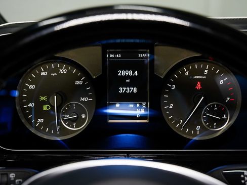 Used 2021 Mercedes-Benz Metris Passenger image 59