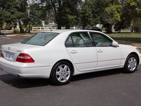 Used 2005 Lexus LS 430 image 4