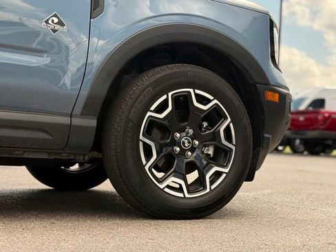 Used 2025 Ford Bronco Sport Outer Banks w/ Outer Banks Tech Package+ AWD/4WD image 44