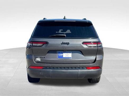 Used 2023 Jeep Grand Cherokee L Laredo AWD/4WD image 4