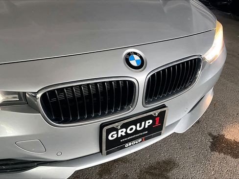 Used 2015 BMW 320i Sedan image 29