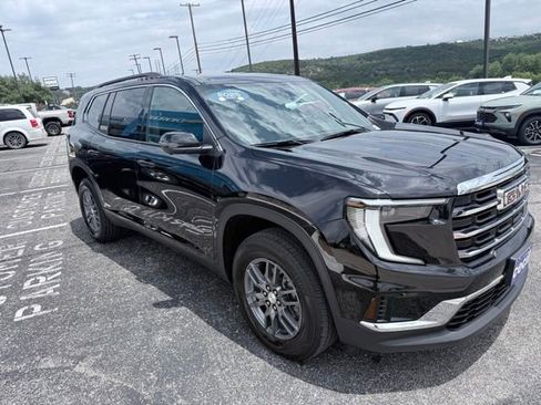 Certified 2025 GMC Acadia Elevation AWD/4WD image 12