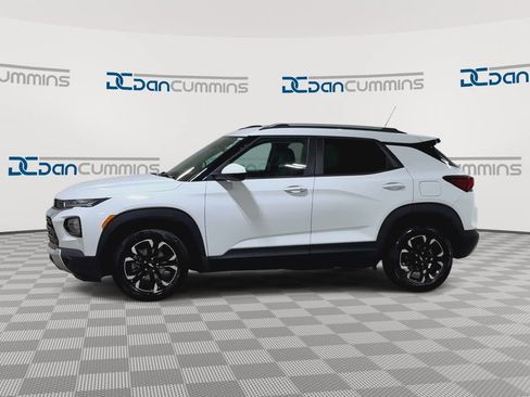 Used 2021 Chevrolet TrailBlazer LT FWD image 6