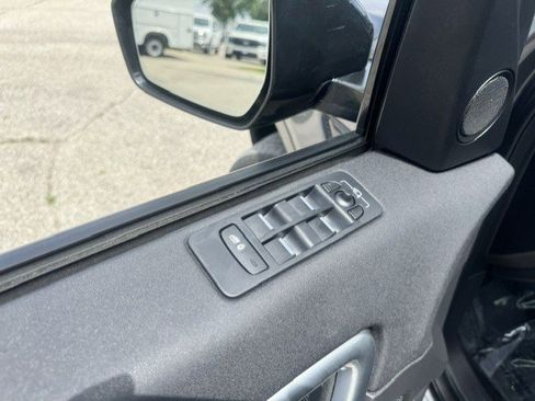Used 2018 Land Rover Discovery Sport HSE AWD/4WD image 11