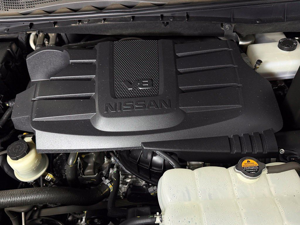 Used 2024 Nissan Titan SV w/ SV Convenience Package AWD/4WD image 33
