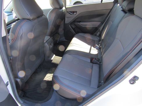 Used 2024 Subaru Crosstrek 2.5i Limited w/ Crosstrek Mirror Package image 18