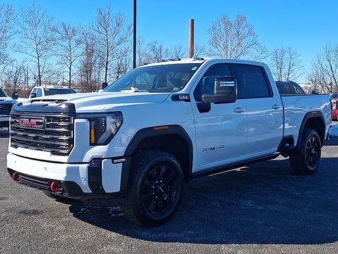 New 2026 GMC Sierra 3500 AT4 w/ AT4 Premium Plus Package image 4
