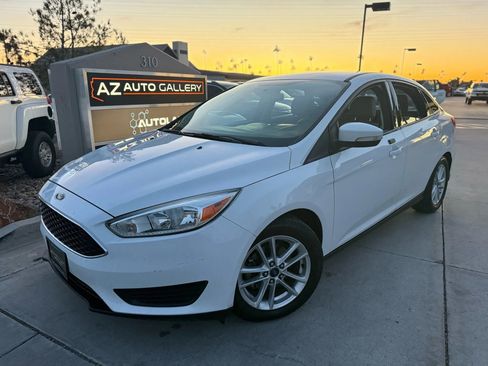 Used 2015 Ford Focus SE w/ Reverse Sensing Package image 1
