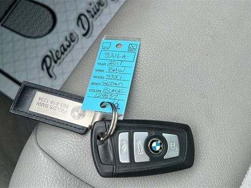 Used 2011 BMW 535i Sedan image 38