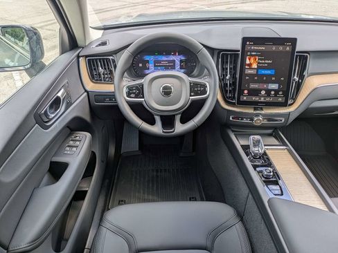 New 2026 Volvo XC60 T8 Plus w/ Protection Package Premier AWD/4WD image 20
