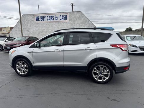 Used 2016 Ford Escape SE w/ SE Leather Comfort Package AWD/4WD image 14