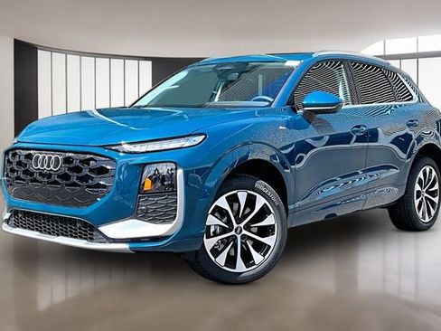 New 2026 Audi Q3 quattro 2.0T AWD/4WD image 2