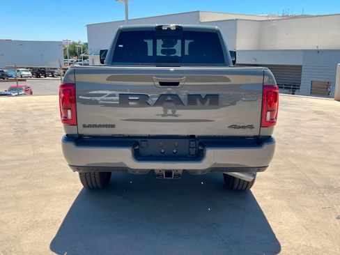 New 2026 RAM 2500 Laramie AWD/4WD image 4