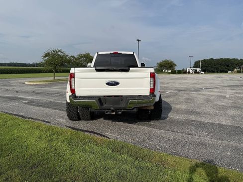 Used 2017 Ford F450 Lariat w/ Lariat Ultimate Package AWD/4WD image 8