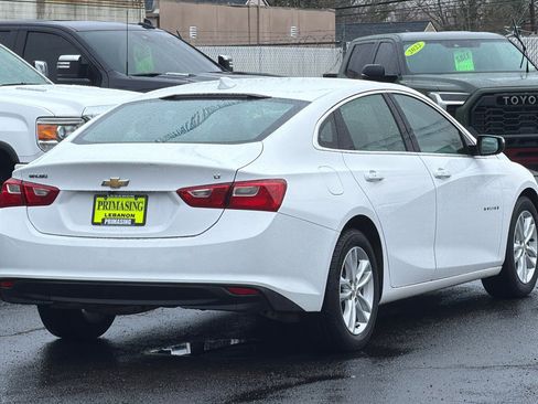Used 2018 Chevrolet Malibu LT image 4