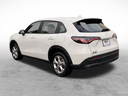 Certified 2024 Honda HR-V LX image 4