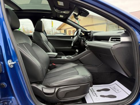 Used 2023 Kia K5 GT-Line image 11