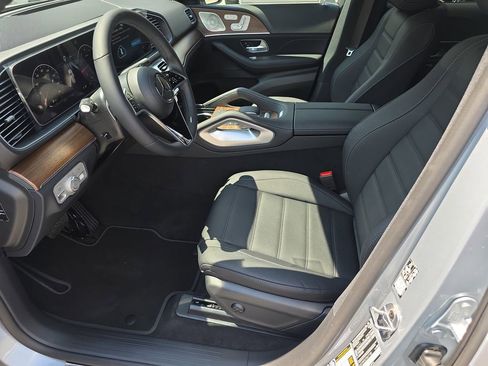 New 2026 Mercedes-Benz GLE 580 4MATIC image 8