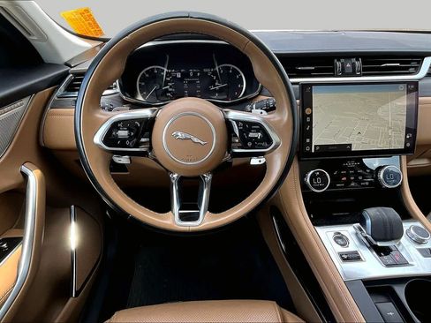 Used 2023 Jaguar F-PACE S AWD/4WD image 6