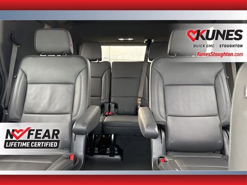 Used 2025 GMC Yukon Denali image 31
