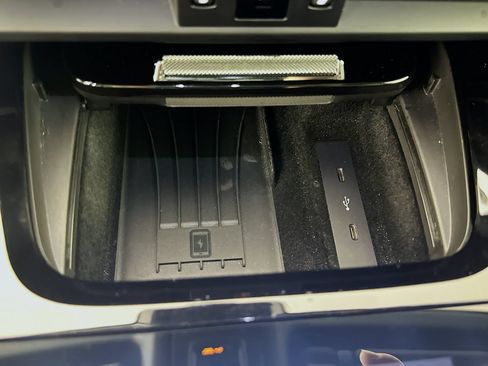 Used 2025 Porsche Cayenne E-Hybrid AWD/4WD image 27