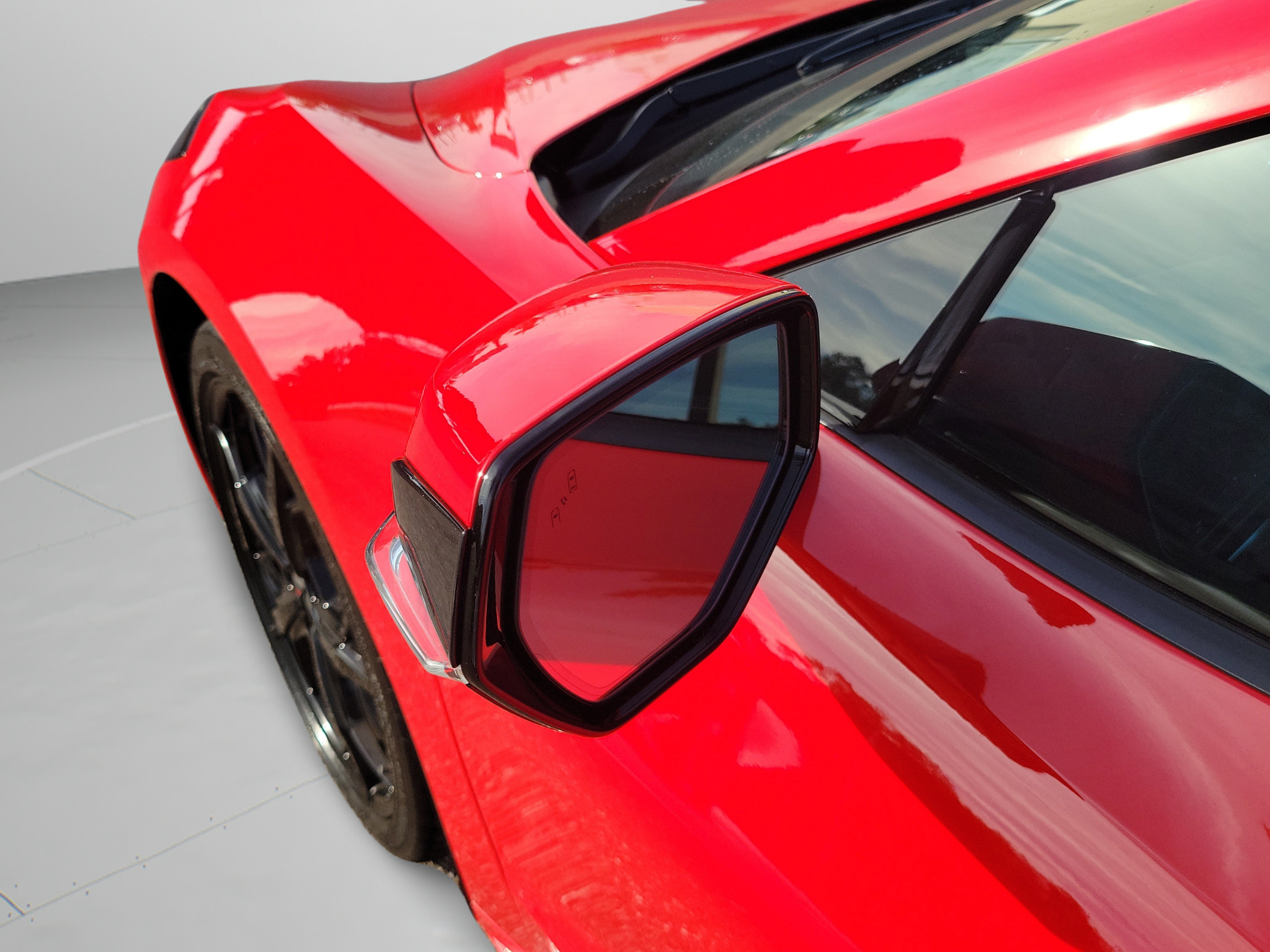 Used 2020 Chevrolet Corvette Stingray Preferred Cpe w/ 2LT Preferred Equipment Group RWD image 33