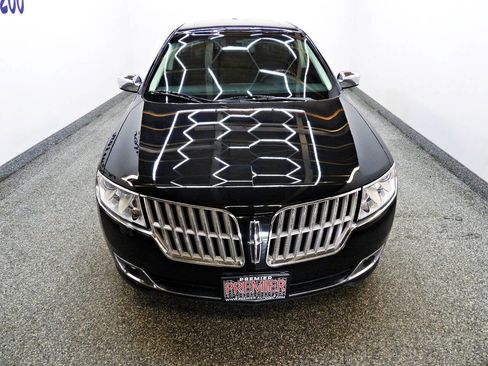 Used 2010 Lincoln MKZ AWD image 2