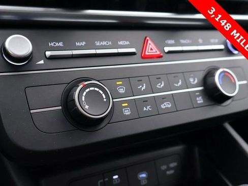 Used 2025 Hyundai Tucson SE image 20