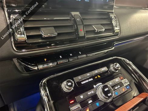 Used 2023 Lincoln Navigator L Reserve image 17
