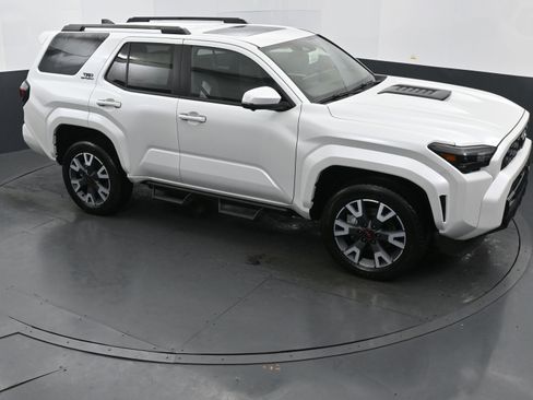 Used 2025 Toyota 4Runner TRD Sport Premium AWD/4WD image 33