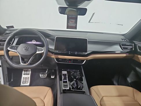 New 2026 Volkswagen Atlas Cross Sport SEL R-Line AWD/4WD image 12