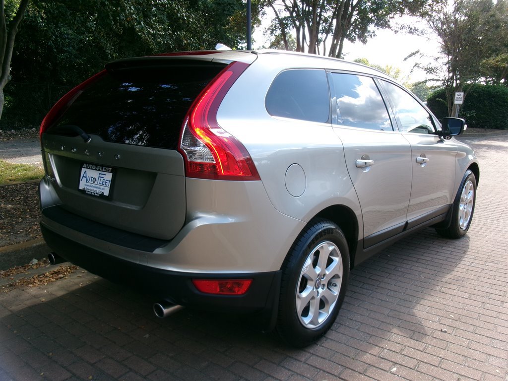 Used 2013 Volvo XC60 3.2 FWD image 5