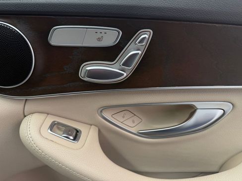 Used 2018 Mercedes-Benz C 300 C 300 image 22