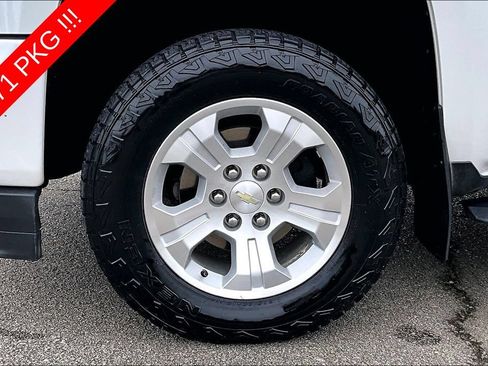 Used 2018 Chevrolet Silverado 1500 LT w/ All Star Edition AWD/4WD image 8