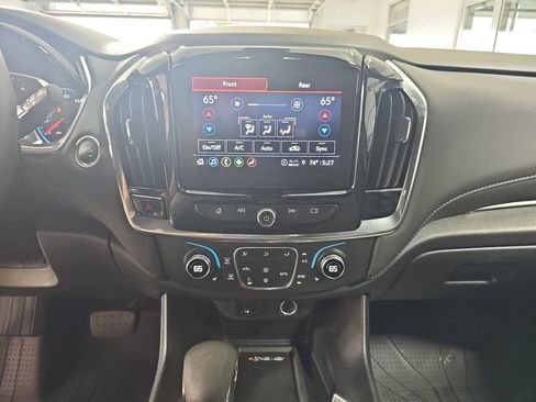Used 2023 Chevrolet Traverse LT w/ LPO, Floor Liner Package AWD/4WD image 27
