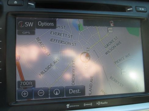 Used 2019 Toyota Highlander XLE AWD/4WD image 26