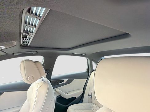 Used 2021 Audi A4 2.0T Premium w/ Convenience Package image 26