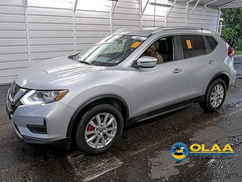 Used 2019 Nissan Rogue SV AWD/4WD image 1