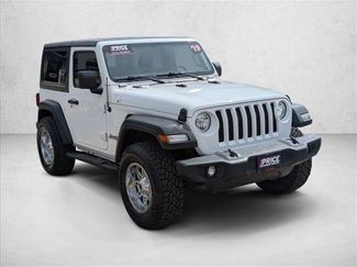 Used 2019 Jeep Wrangler Sport AWD/4WD video 3