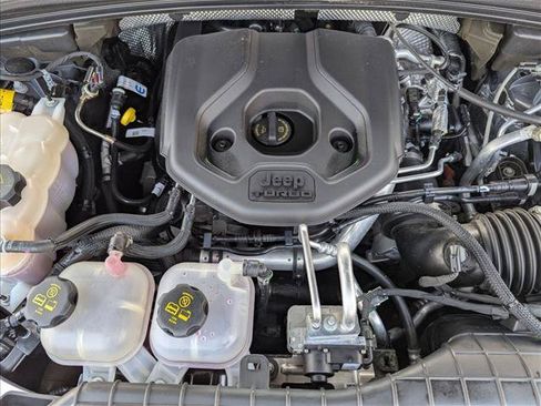 Used 2023 Jeep Grand Cherokee 4WD 4xe image 21