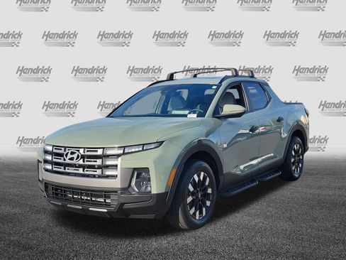 Used 2025 Hyundai Santa Cruz SEL FWD image 3
